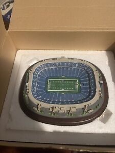 Danbury mint DALLAS COWBOYS TEXAS STADIUM REPLICA **NEW IN BOX**