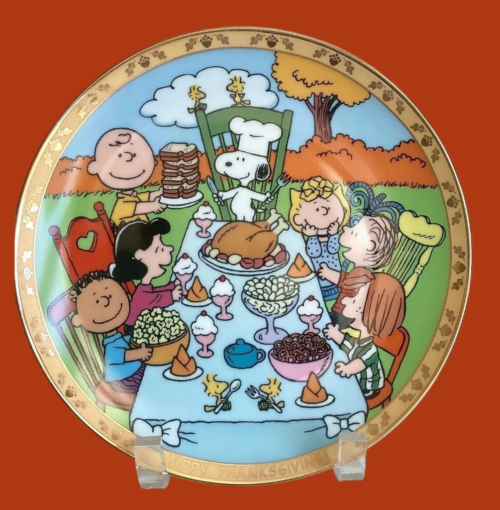 DANBURY MINT HOLIDAY PEANUTS PLATE HAPPY THANKSGIVING