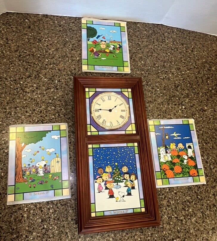 Danbury Mint Peanuts Snoopy Stained Glass Wall Clock - Comes With All 4 Seasons