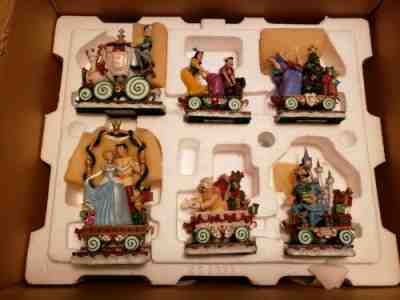 Cinderella Holiday Express ( Disney Christmas Train ) Danbury Mint NIB
