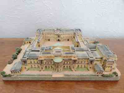 Danbury Mint Buckingham Palace - Castles of the British Monarchy