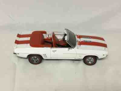 Danbury  Mint 1969 Chevrolet Camaro Racing Colors 1:24 scale Red and White