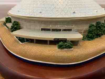 UCONN Huskies - Harry A. Gampel Pavilion - COA Included *RARE*