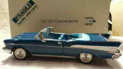  1957 Chevy Chevrolet Blue Convertible Bel Air Collector's 1/24 Danbury