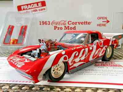 Danbury Mint 1:24 1963 Coca Cola Corvette Pro Mod W/ Papers