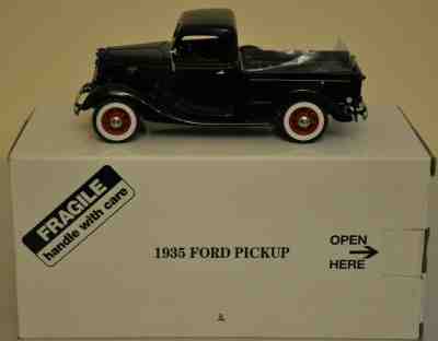 Danbury Mint Collectible 1935 Ford Pickup