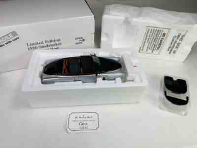 Danbury Mint 1950 Studebaker Custom Rod Limited 1:24 Scale Diecast Car
