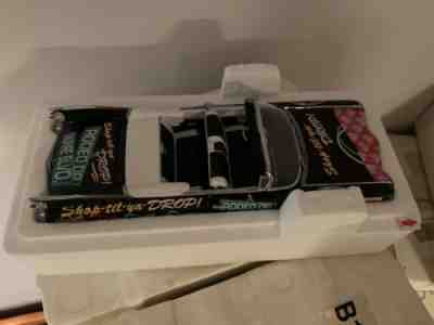 Danbury Mint Betty Boop “Shop Til You Drop” 59’ Cadillac W/ Figurines 