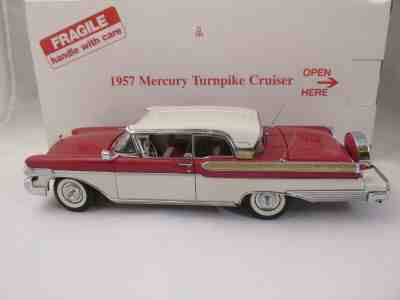 Danbury Die Cast Model Car. 1/24.1957 Mercury Turnpike Cruiser UNDISPLAYED NR