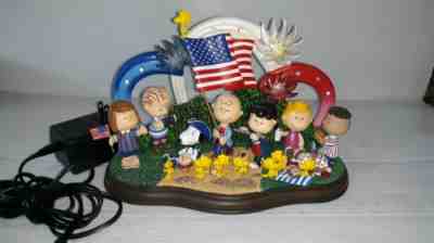 DANBURY MINT CHARLIE BROWN PEANUTS SNOOPY YANKEE DOODLE DANDY LIGHTED