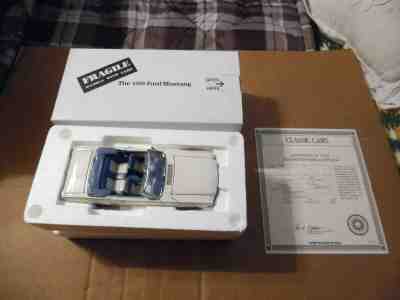PRE-OWNED DANBURY MINT 1:24 SCALE 1966 FORD MUSTANG W/INSERT & ORIGINAL BOX