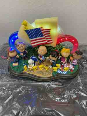 Danbury Mint PEANUTS YANKEE DOODLE DANDY 4TH OF JULY LIGHTED DISPLAY