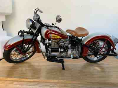 Danbury Mint - Die Cast Models - 1938 Indian Four Motorcycle with Cert