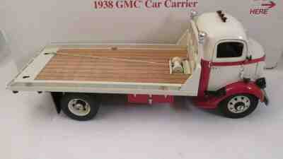 Danbury Die Cast Model GMC Truck.1/24.1938  Automobile,Car, Carrier UNDISPLAYED.