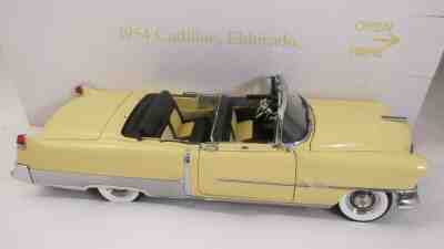 Danbury Die Cast Model Car.1/24. 1954 Cadillac Eldorado Convertible UNDISPLAYED 