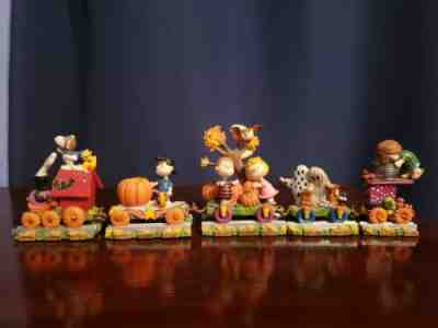 DANBURY MINT HALLOWEEN TRAIN PEANUTS SNOOPY CHARLIE BROWN LUCY LINUS - RARE