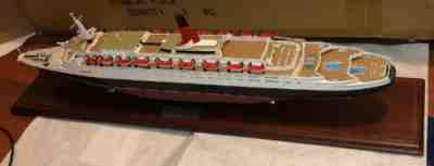 30 Inch Danbury Mint QE2 Queen Elizabeth 2 Ship Detailed Built Boat W Base! Huge