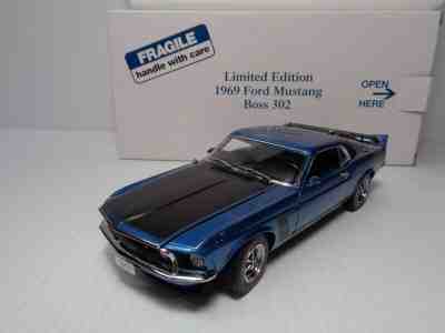 DANBURY MINT RARE COLOR 1969 FORD MUSTANG BOSS 302 L E #1633 of 5000 RASH FREE 