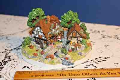 The Old Mill Country Village Collection Danbury Mint 1994