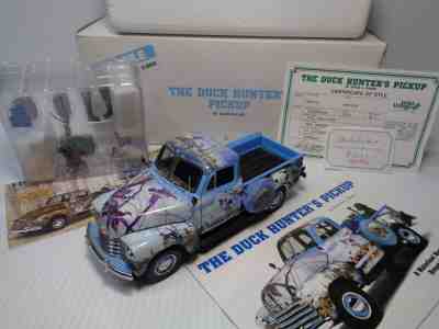DANBURY MINT RARE 1953 CHEVROLET THE DUCK HUNTER'S PICKUP BNIB W/DOCS & ACCES