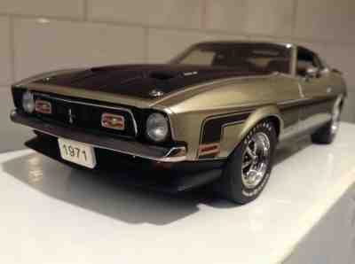 DANBURY MINT  -  1971 FORD MUSTANG BOSS 351