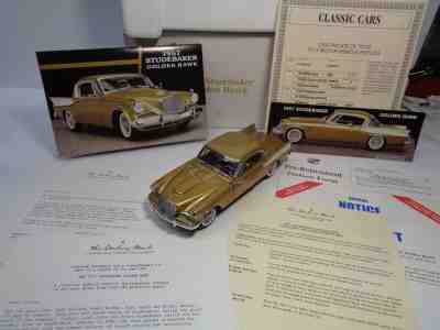 Danbury Mint 1957 Studebaker Golden Hawk 1/24 Diecast Car Mint in Box -Gold 