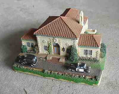 Danbury Mint Golden Gate Park Police Station Building Figurine 