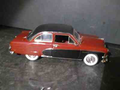 DANBURY  MINT 1950 FORD CRESTLINER CAR 1/24 SCALE F735 PK