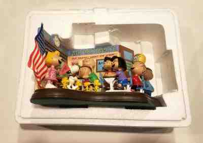 Danbury Mint Peanuts You're A Class Act Sculpture School Room Charlie Brown