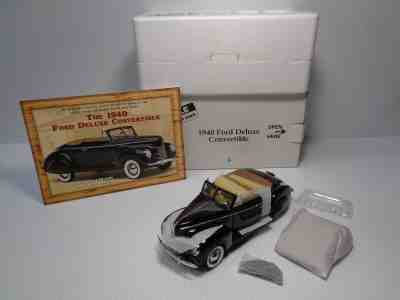 DANBURY MINT RARE 1940 FORD DELUXE CONVERT. COMPLETE W/ACC. BNIB W/BROCHURE 