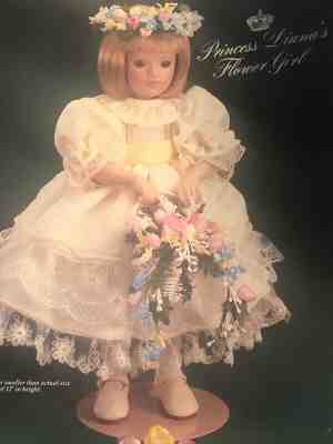 12'' Danbury Mint Princess Diana's Flower Girl Royal Wedding Porcelain Doll