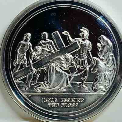 Life of Jesus Sterling Silver Round- Jesus Bearing The Cross 1.6 oz 92.5% Silver