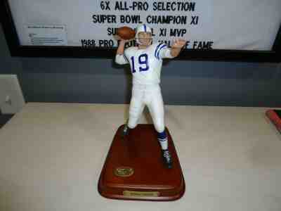 DANBURY MINT BALTIMORE COLTS QB JOHNNY UNITAS FIGURINE 