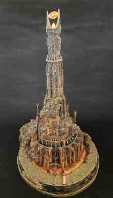 Danbury Mint Dark Tower of Sauron Barad-Dur Lord of the Rings MINT & RARE!!