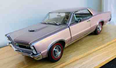 Danbury Mint 1:24 1965 Pontiac GTO - Iris Mist w/Certificate of Authencity