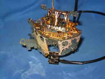 2001 Danbury Mint Annual Gold Christmas Ornament Noah's Ark