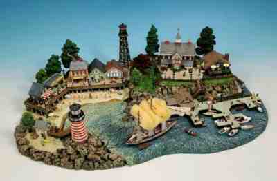 NIB The Danbury Mint " Lighthouse Point " 4 Pieces by Colin Gough