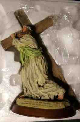 NIB The passion of Christ Figurine The Danbury Mint