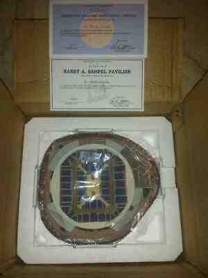 DANBURY MINT GAMPEL PAVILION ARENA NCAA UCONN HUSKIES FIGURE FIGURINE NIB *RARE*