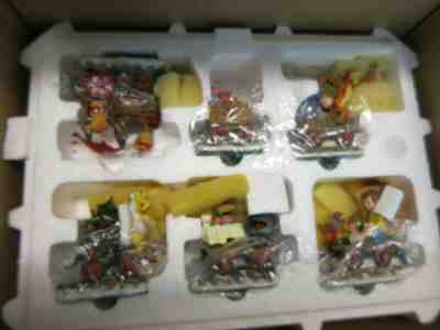 Winnie The Pooh Christmas Tigger Holiday Train Danbury Mint 6 Piece Set Disney