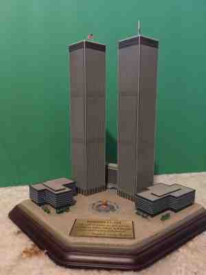 Danbury Mint 2001 Twin Towers Commemorative World Trade Center 911 Memorial NYC