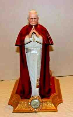 A PAPAL BLESSING, POPE JOHN PAUL II STATUE, DANBURY MINT, NO ORIG.BOX or PAPERS