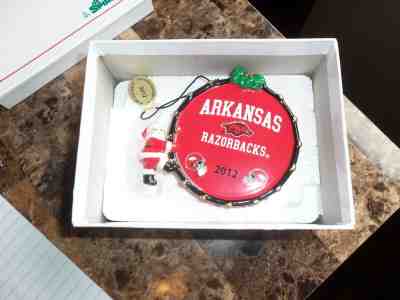  2012 DANBURY MINT ARKANSAS RAZORBACKS ORNAMENT (CHRISTMAS DRUM) NIB