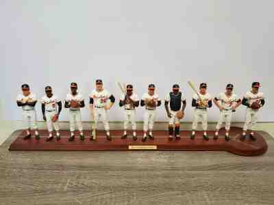 Danbury Mint 1070 Baltimore Orioles Baseball Team Figurines