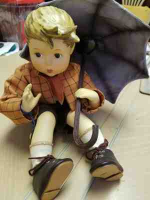 Danbury Mint Goebel Hummel Dolls- Set of 6  Complete Set