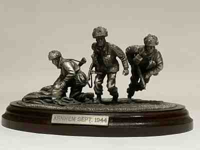 Danbury Mint "Arnhem" Heroes of WW2 Pewter Sculpture, fine, Market Garden, Paras