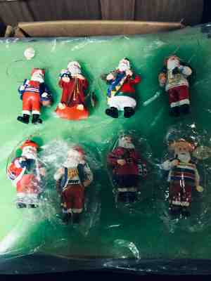 8 LOT THE DANBURY MINT SANTA FROM AROUND THE WORLD XMAS ORNAMENTS