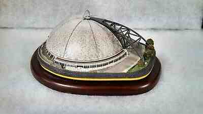 DANBURY MINT MELLON ARENA PITTSBURGH PENGUINS HOCKEY FIGURE FIGURINE NIB *RARE*