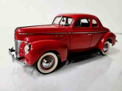 1940 Ford Deluxe Coupe 1:24 Danbury Mint