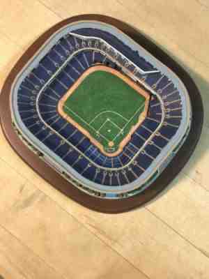 DANBURY MINT AMERICA'S BASEBALL STADIUMS “MN Twins Hubert H. Humphrey Metrodome”